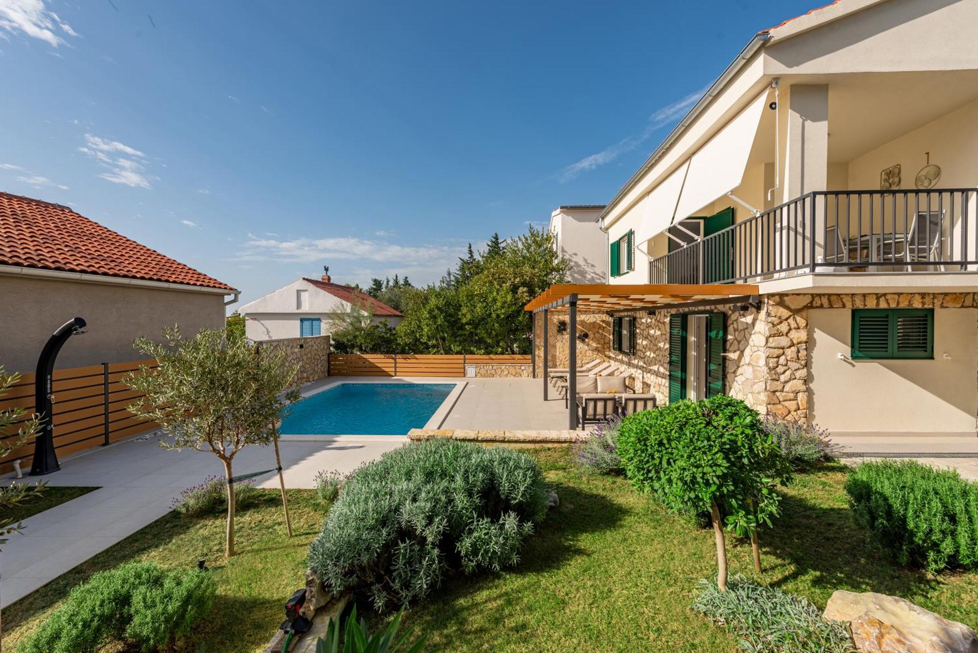 Dalmor Holiday House Rovanjska Exterior photo