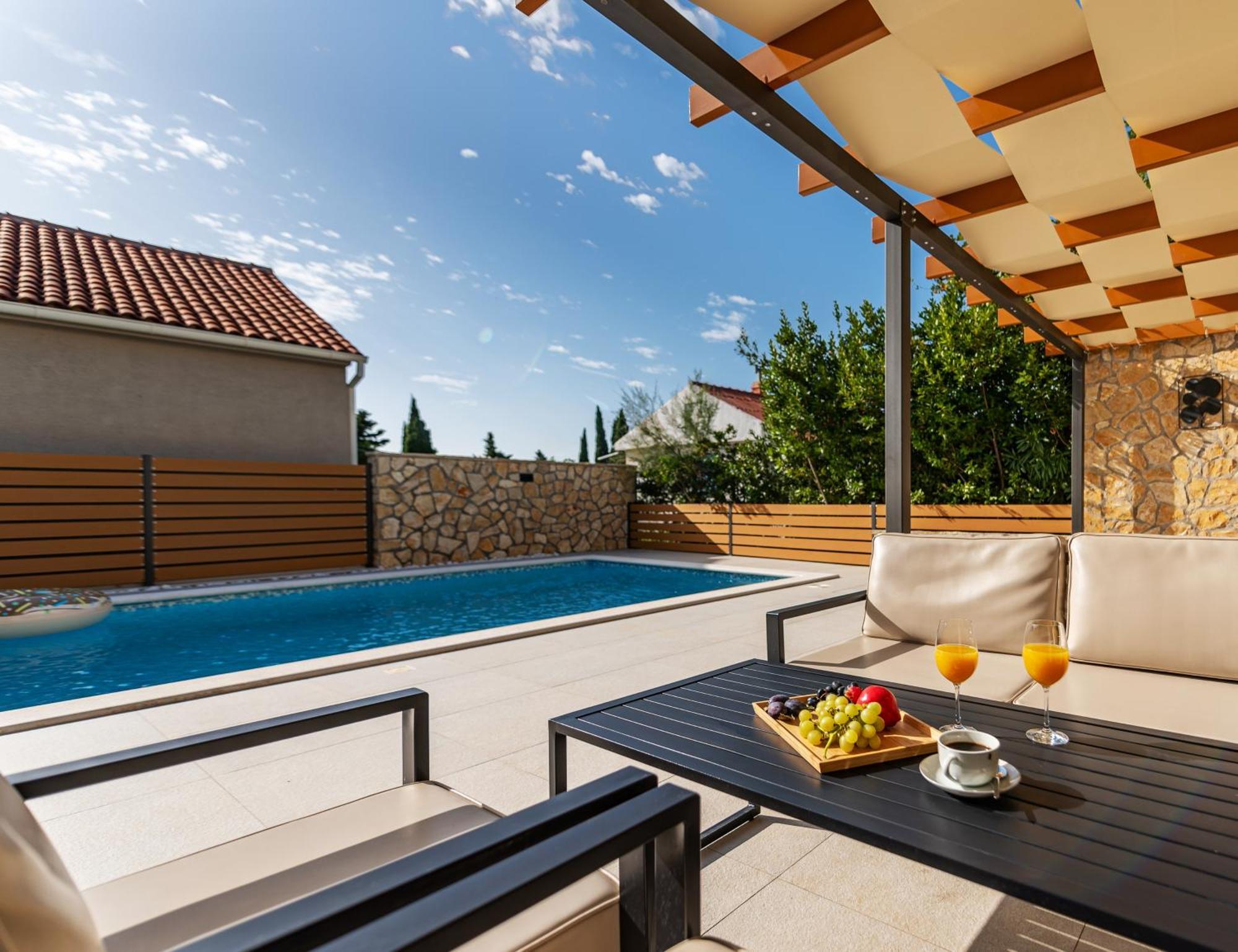 Dalmor Holiday House Rovanjska Exterior photo